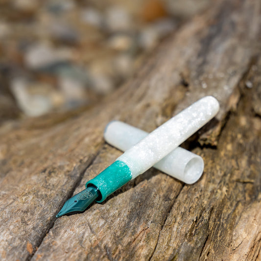 Starlit Seafoam fountain pen